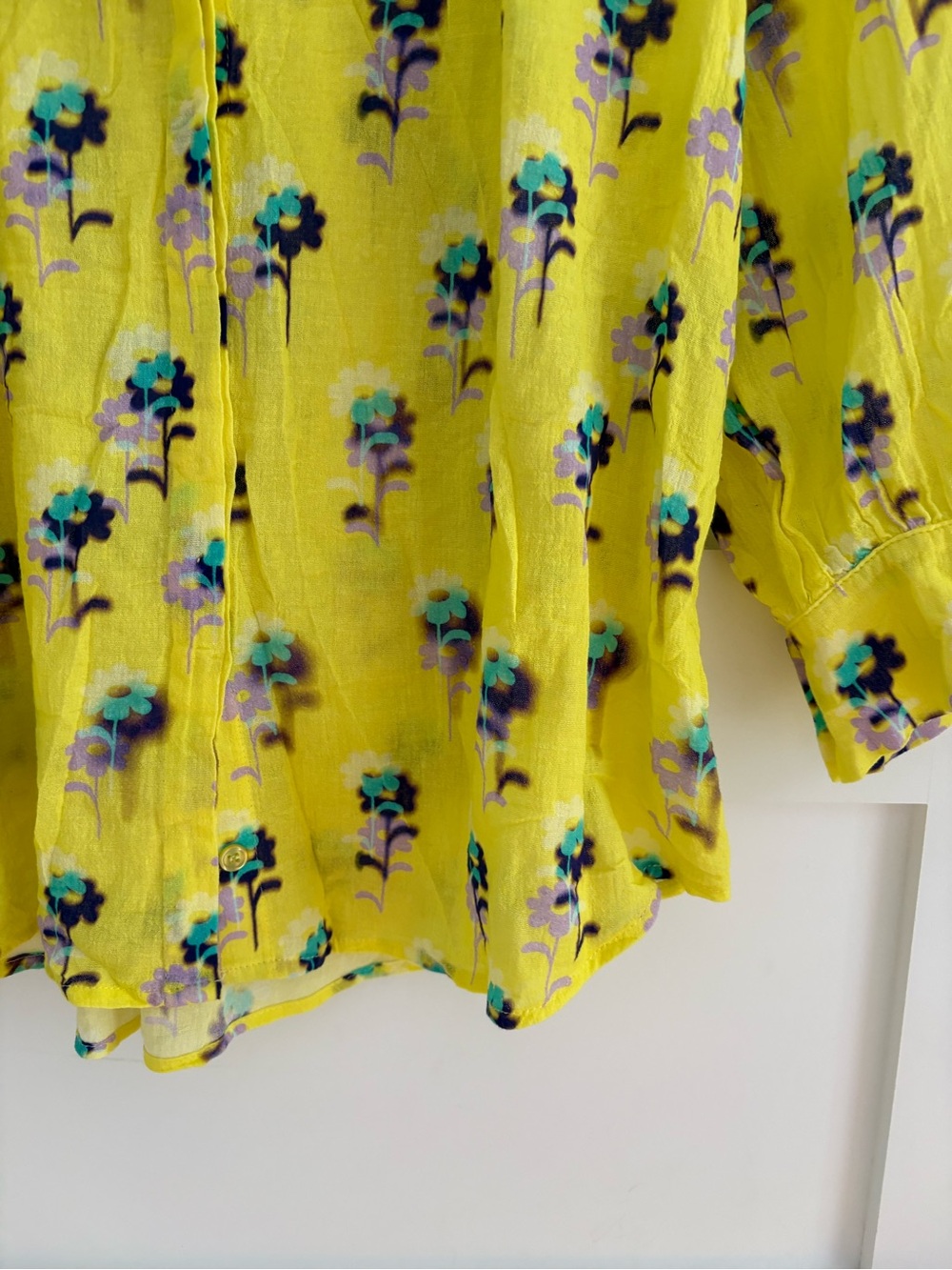 Smythe Gathered Blouse In Lemon Floral Print size S - Picture 9 of 12